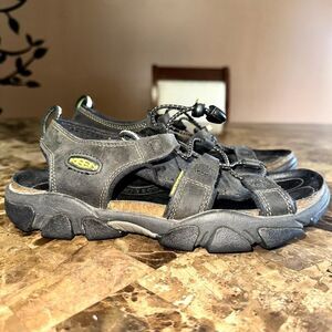 KEEN Sarasota Leather Waterproof Walking Hiking Sandals Bison Women's Size 7